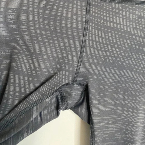 Outdoor Voices Dark Grey Mid-Rise Cropped Leggings - Picture 3 of 6